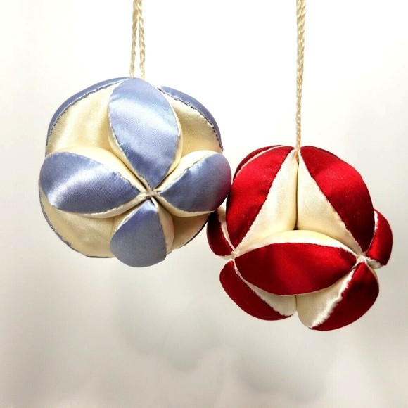 Vintage Quilted Silk Satin Fabric Christmas Ornaments Lot X 2 Hanging - Picture 1 of 5